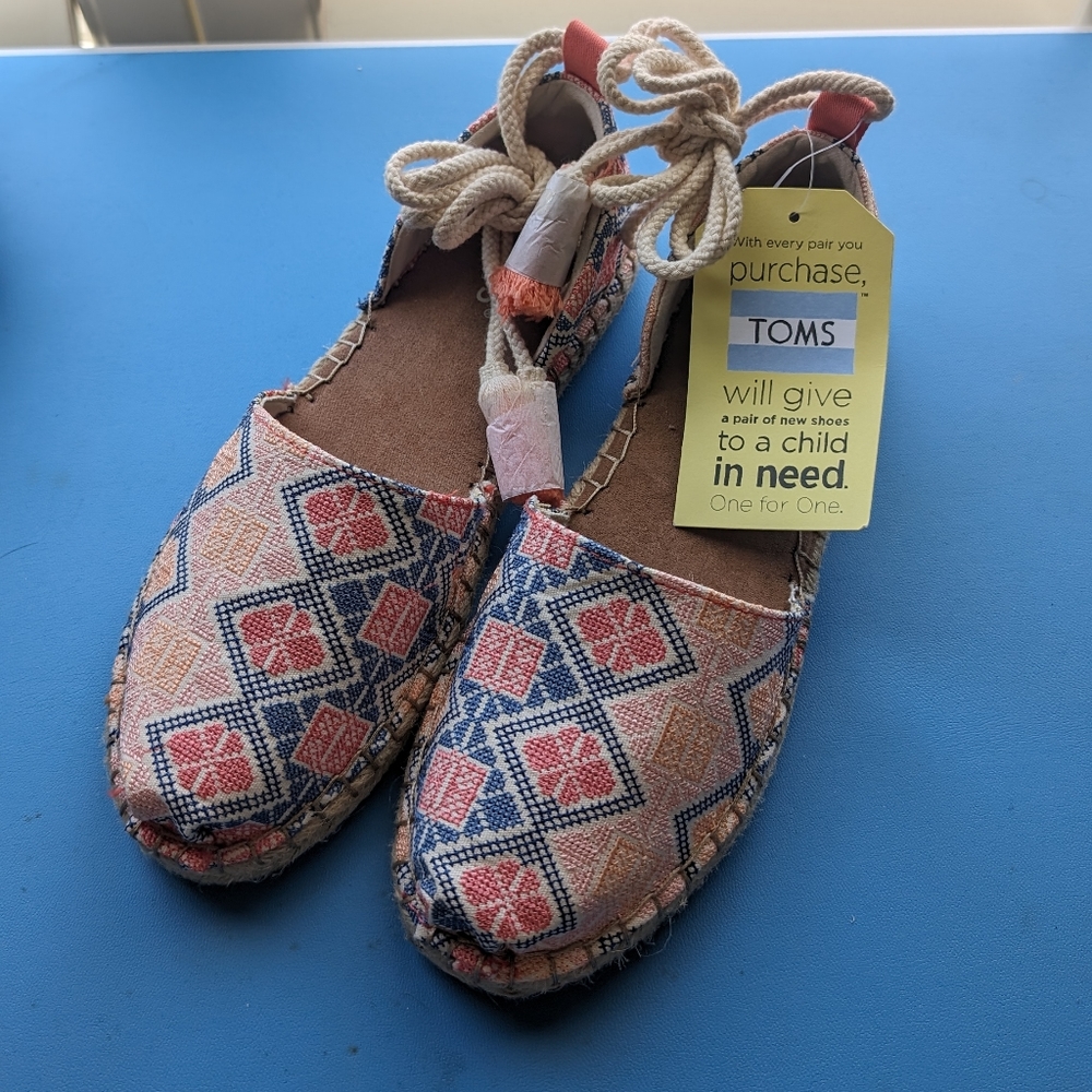 New Toms Katalina Natural Woven Geometric Embroidered Canvas Rope Flats 6.5